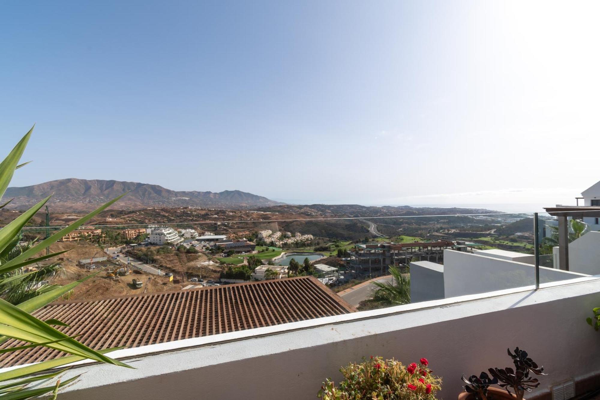 Апартаменти Casa Cerro Azul In La Cala Hills Club Sitio de Calahonda Екстер'єр фото
